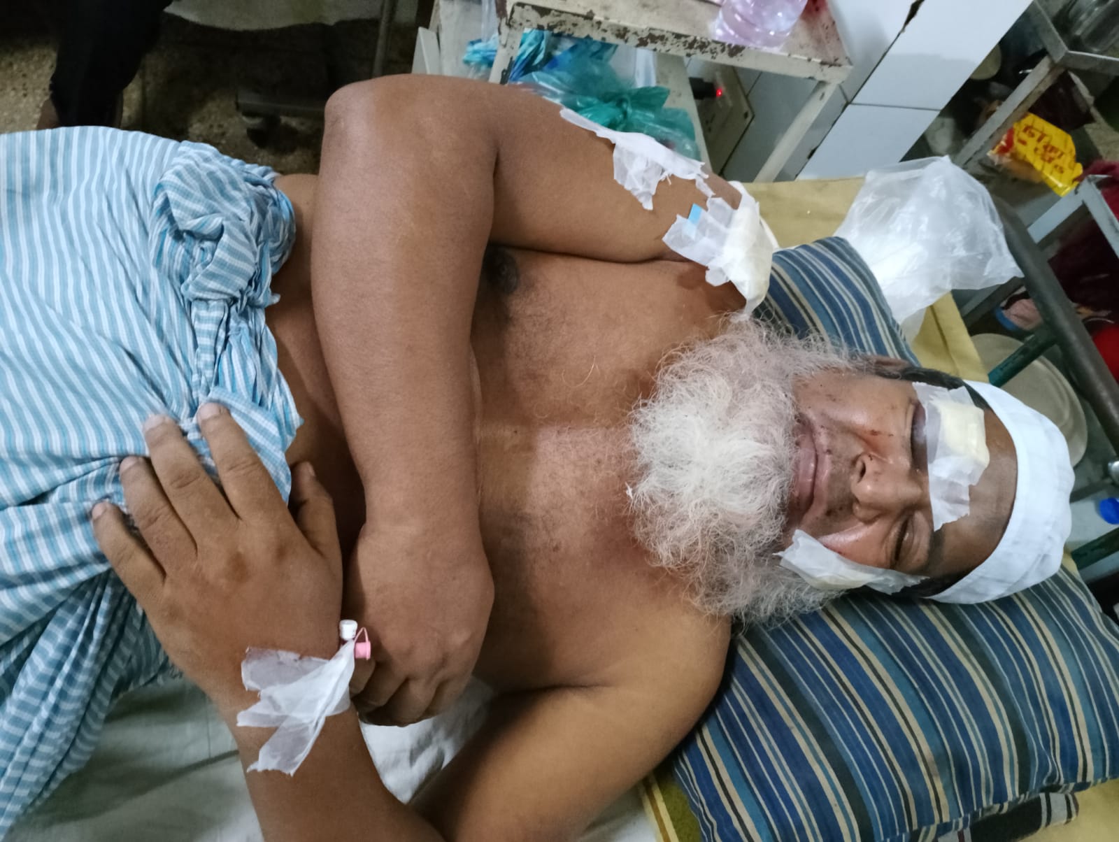 বিষ্ণুদীতে মসজিদের ইমামের উপর হামলা : বিভিন্ন মহলের নিন্দা