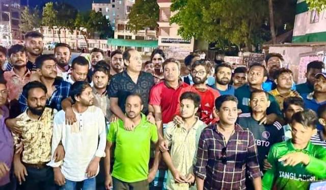 তারেক-জোবায়দার বিরুদ্ধে রায়ের প্রতিবাদে ছাত্র দলের বিক্ষোভ মিছিল