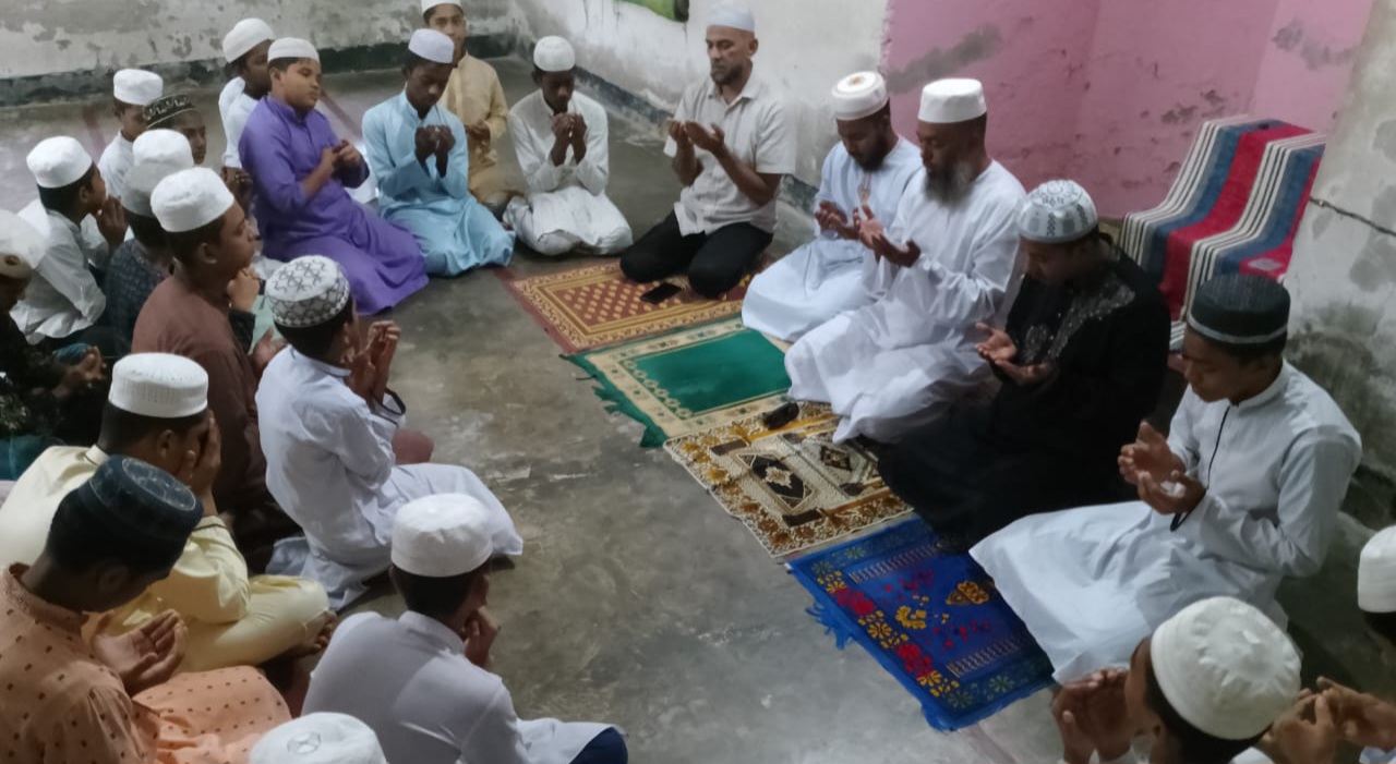 আল-আমিন এতিমখানায় শোকরানা দোয়া