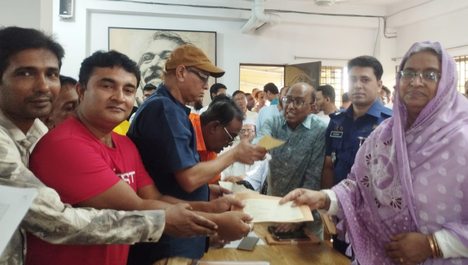 দেশের অগ্রযাত্রাকে অব্যাহত রাখতে বঙ্গবন্ধু কন্যা প্রধানমন্ত্রী শেখ হাসিনার জন্য ও আমার জন্য দোয়া করবেন