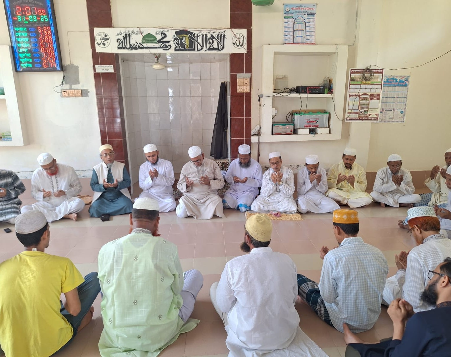 ডা. মোজাম্মেল হকের মায়ের কুলখানি সম্পন্ন