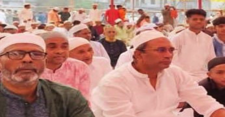 পুরাণবাজার মধুসূদন হাই স্কুল মাঠে ঈদের জামাত