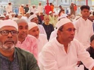 পুরাণবাজার মধুসূদন হাই স্কুল মাঠে ঈদের জামাত