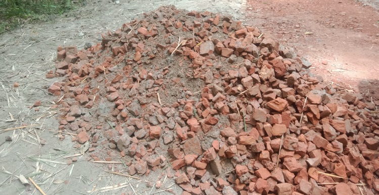 পশ্চিম সকদীতে সড়ক নির্মাণে অনিয়ম