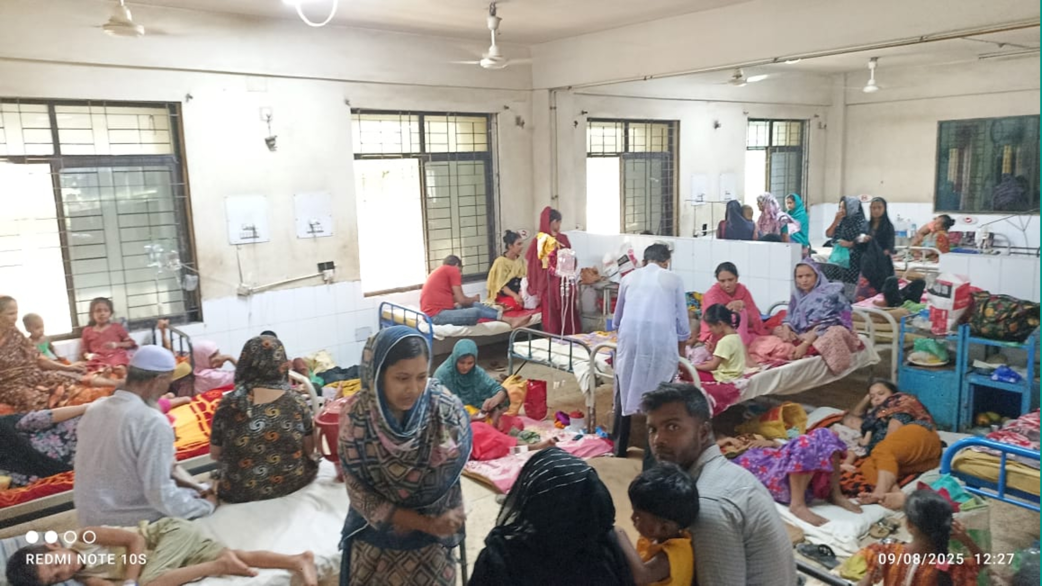 চাঁদপুর  জেনারেল হাসপাতালে চারদিনে দেড় শতাধিক শিশু রোগী ভর্তি