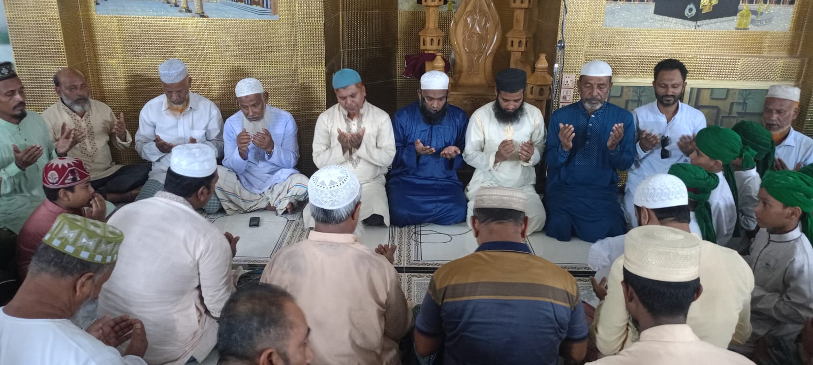 সুবিদপুরে বিএনপির আয়োজনে খালেদা জিয়ার জন্মদিনে দোয়া অনুষ্ঠান