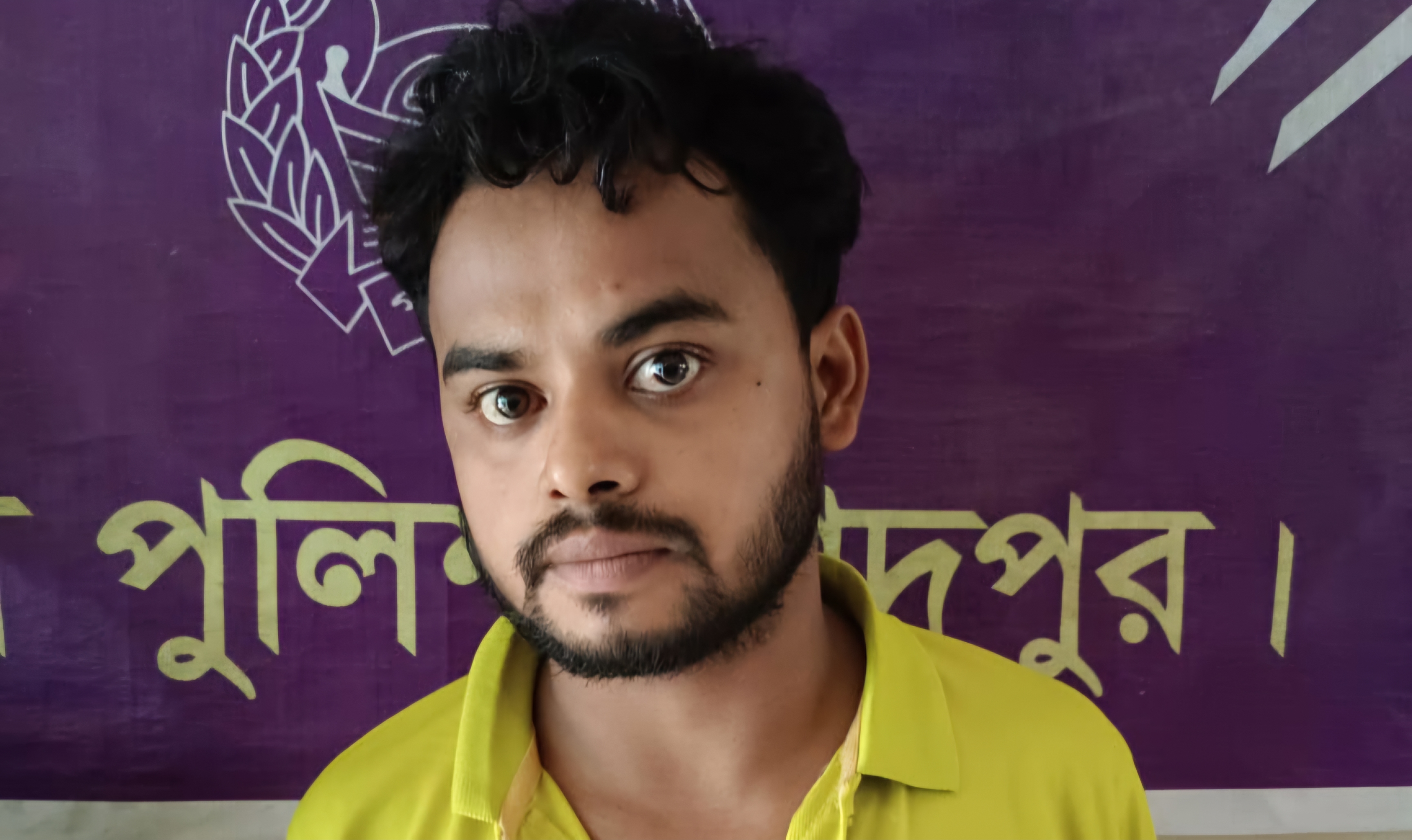 হাজীগঞ্জ থানা পুলিশ কর্তৃক মাদক ব্যবসায়ী গ্রেফতার