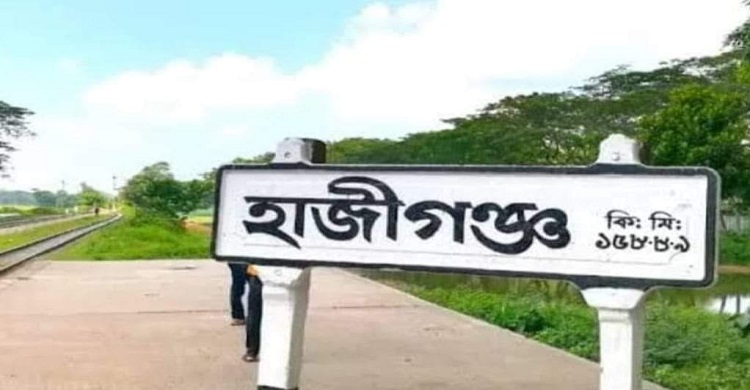 স্ত্রীকে তালাকের জেরে বাড়িছাড়া প্রবাসী