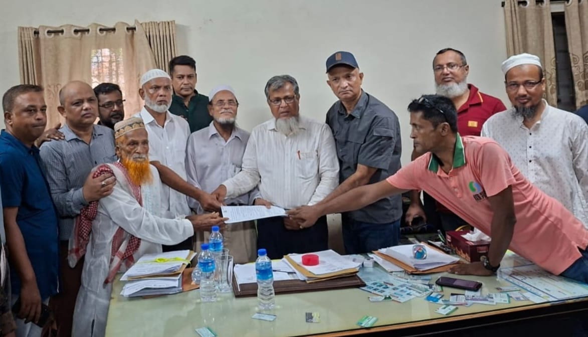 হাজীগঞ্জ ডিগ্রি কলেজের প্রতিষ্ঠাতা সদস্য নির্বাচন সম্পন্ন