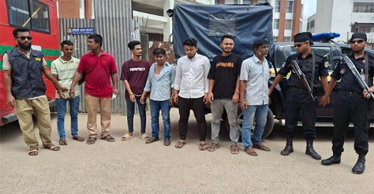 নোয়াখালী জেনারেল হাসপাতালে ৭ দালালকে কারাদণ্ড