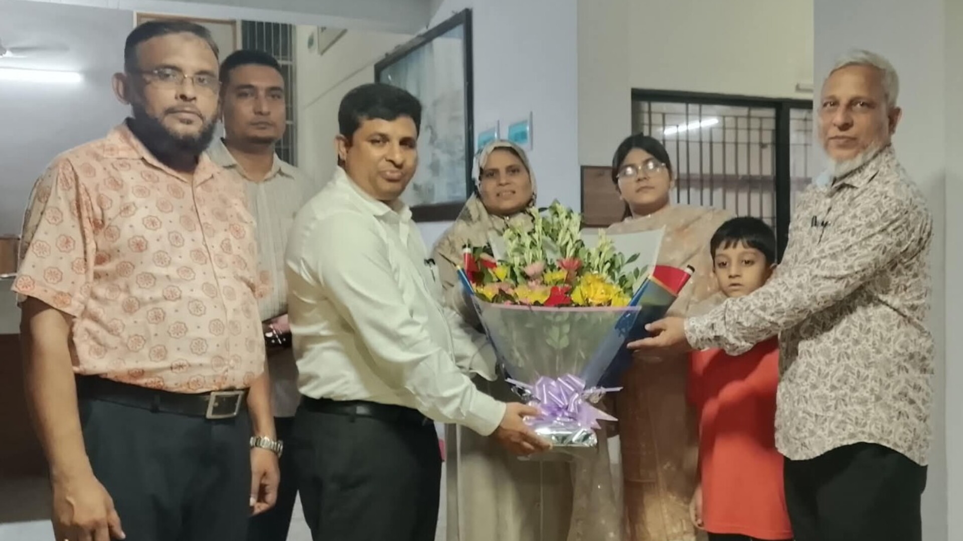 চট্টগ্রাম বিভাগীয় কমিশনার কার্যালয়ের কর্মকর্তার চাঁদপুর সফর