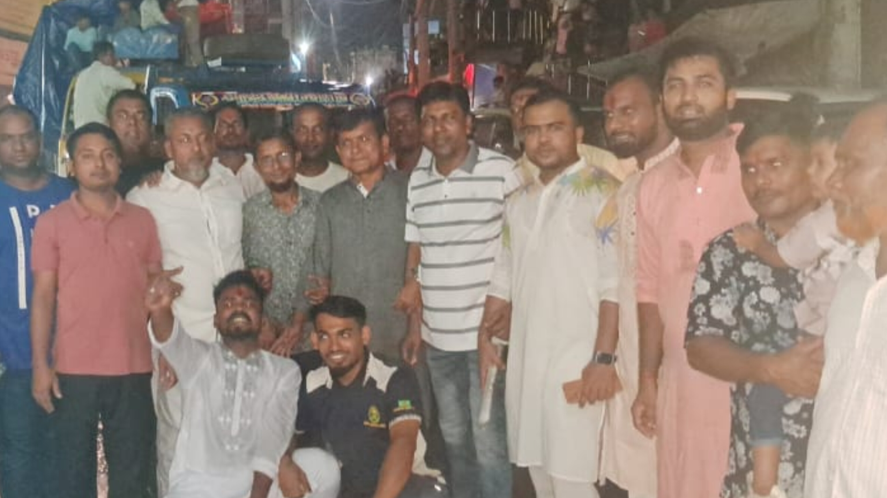 হাসি আনন্দে নেচে গেয়ে দশমীতে দুর্গা মাকে বিদায় দিলো হরিজনরা