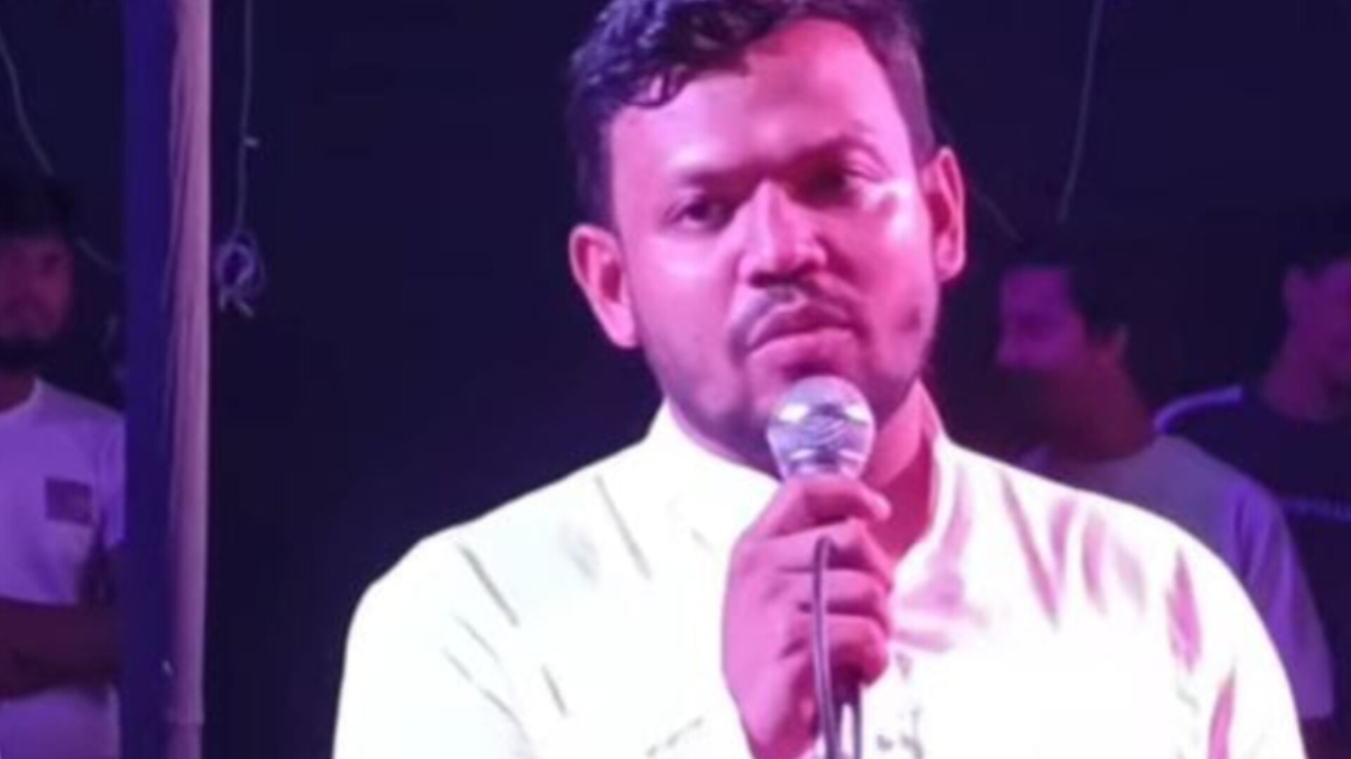 রামগঞ্জে তথ্য উপদেষ্টার ভাইয়ের পূজা মণ্ডপ পরিদর্শন