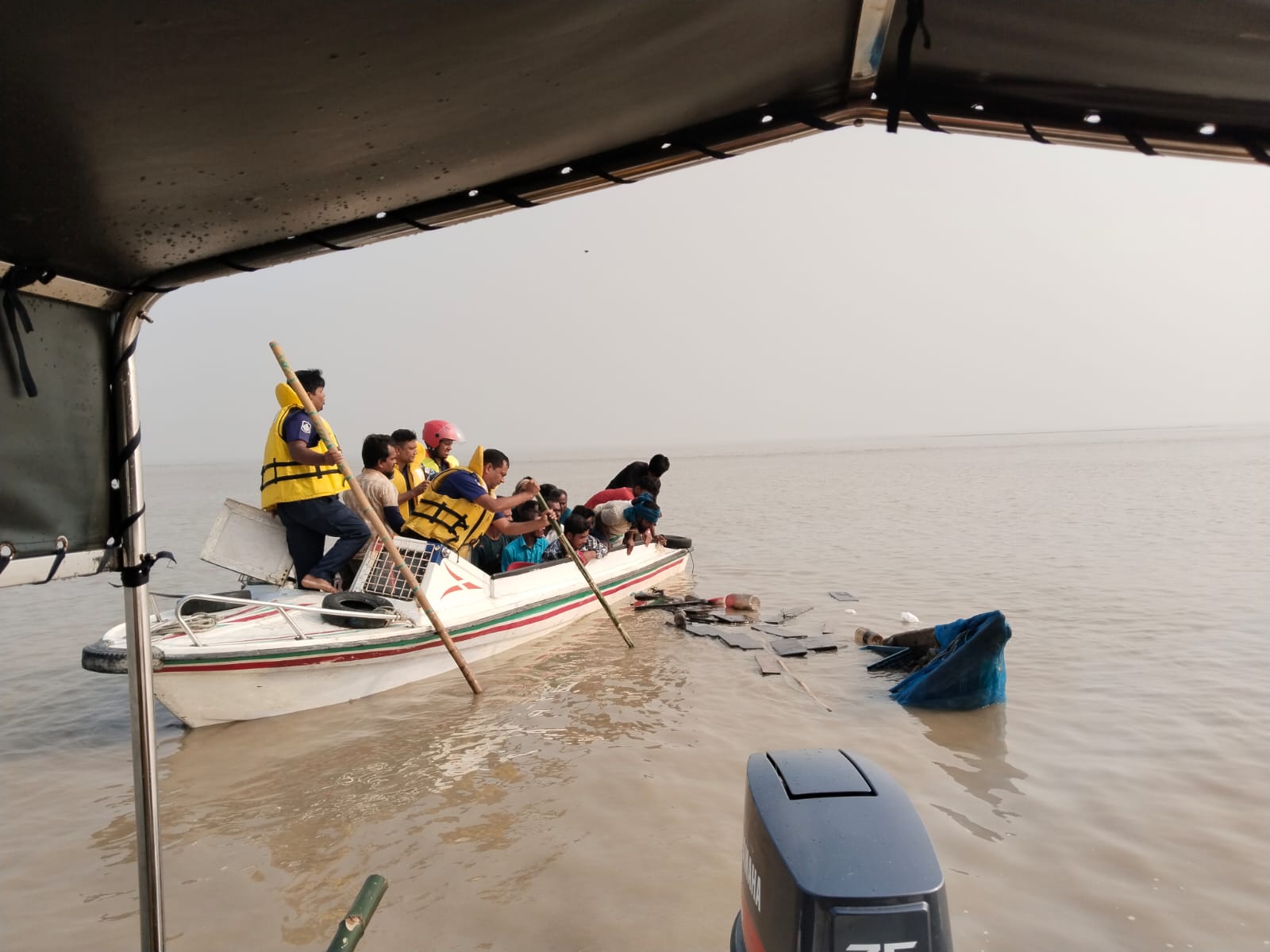 মা ইলিশ রক্ষায় মেঘনা ও পদ্মা নদীতে টাস্কফোর্সের বিশেষ অভিযান
