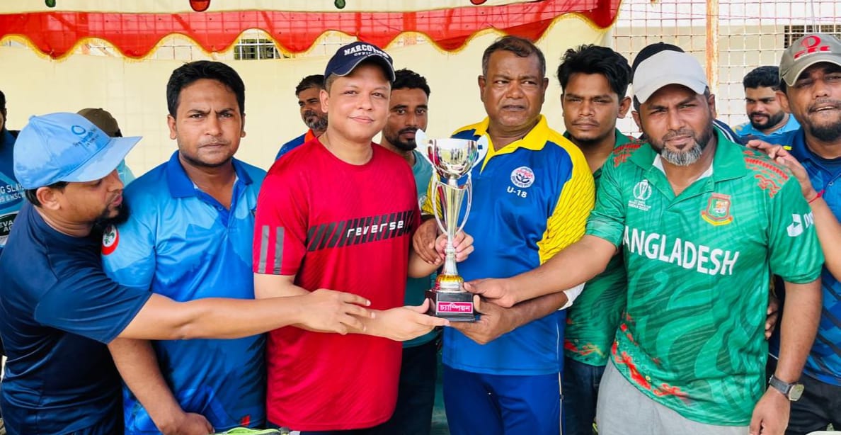 রূপালি ইলিশের কাছে ৮ উইকেটে হেরেছে ফ্রাইডে ক্রিকেট