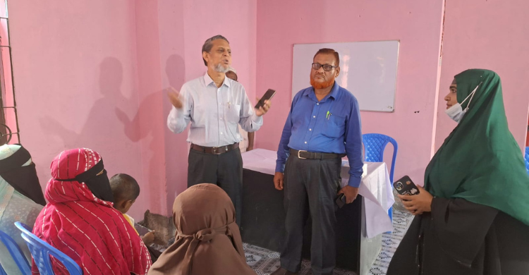 রাজিয়া পেইন্টিং বিজনেস সেন্টার পরিদর্শনে যুব উন্নয়ন অধিদপ্তর উপ-পরিচালক