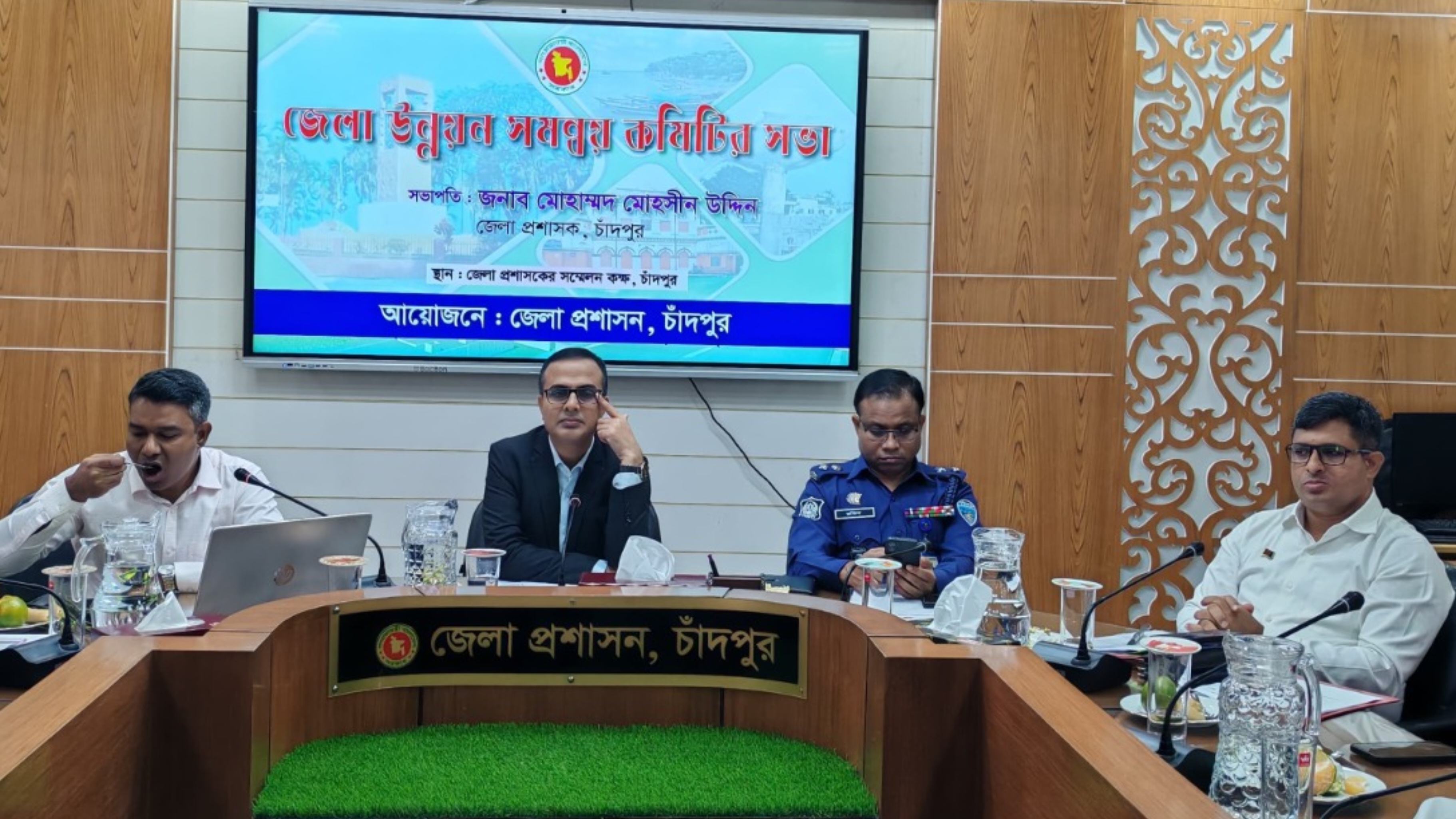 জেলার উন্নয়ন-সম্ভাবনার বিষয়গুলো ঊর্ধ্বতন কর্তৃপক্ষের নিকট তুলে ধরার চেষ্টা করেছি