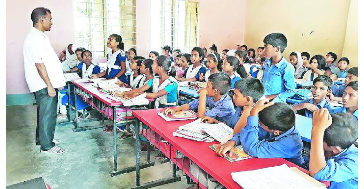 শিক্ষার্থী কমে যাওয়ার কারণ ও করণীয়