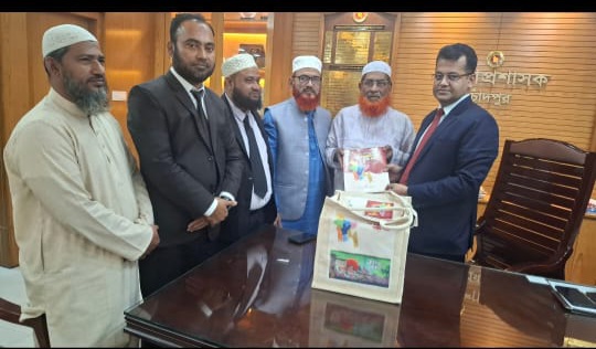 জেলা প্রশাসকের সাথে জামায়াত নেতৃবৃন্দের সৌজন্য সাক্ষাৎ