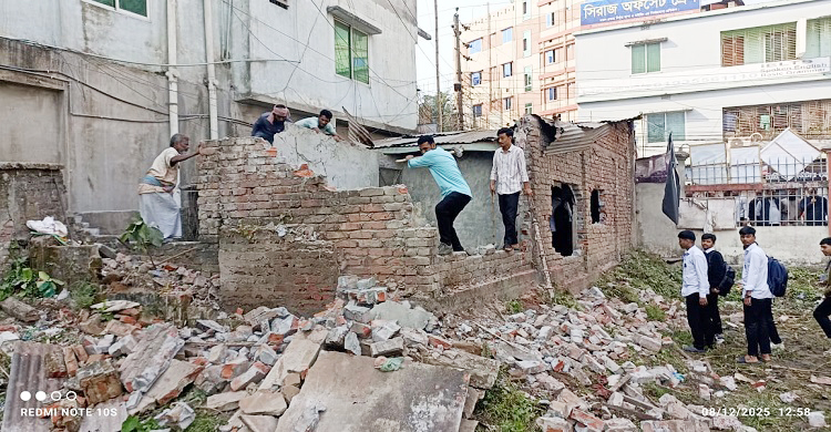 যদিও আইন হাতে তুলে নেয়া, তবুও-