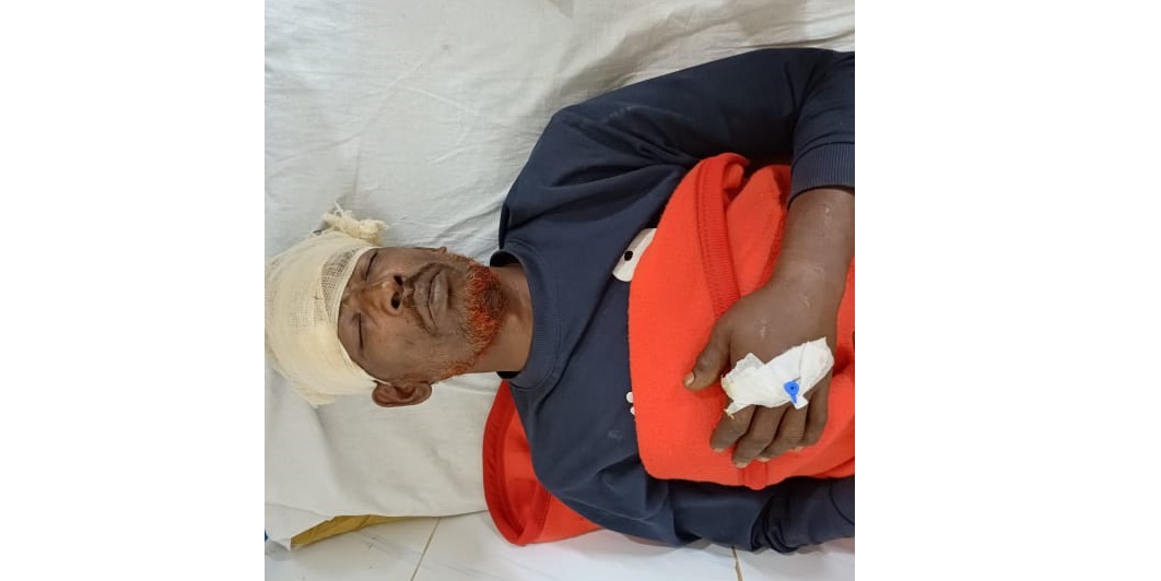 রায়পুরে সুপারি চুরির অপবাদে দিনমজুরকে গাছে বেঁধে গণপিটুনি