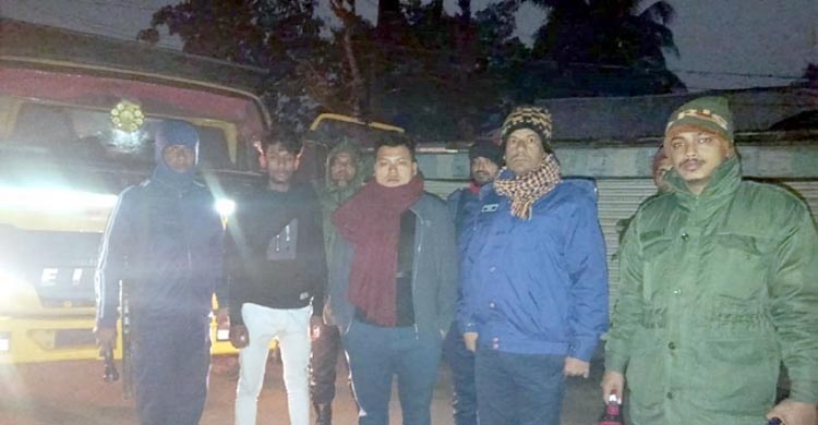 অবৈধ মাটি কাটার বিরুদ্ধে এমন কঠোর অবস্থানই দরকার