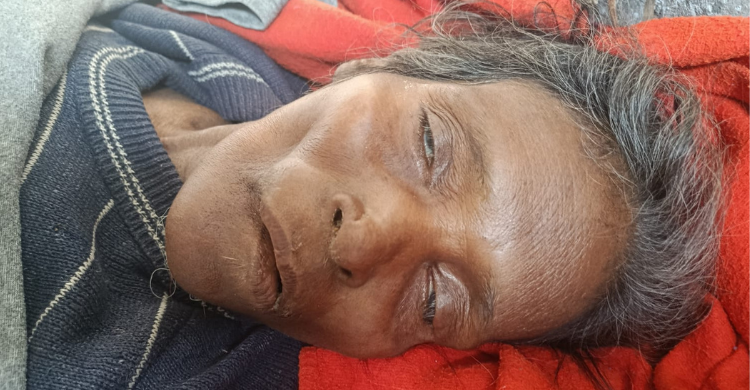 অজ্ঞাতনামা বৃদ্ধার লাশ উদ্ধার