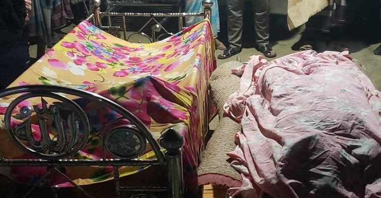 মতলবে ছেলেকে বাঁচাতে গিয়ে একসঙ্গে মা-ছেলের মৃত্যু