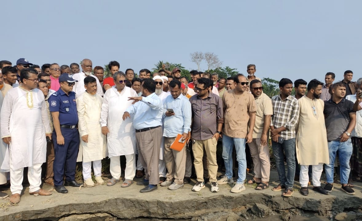 সরকার দ্রুততম সময়ের মধ্যে স্থায়ী বাঁধ নির্মাণ করবে