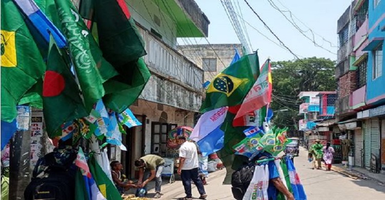 আর্জেন্টিনা-ব্রাজিল জার্সি কেনার ধুম