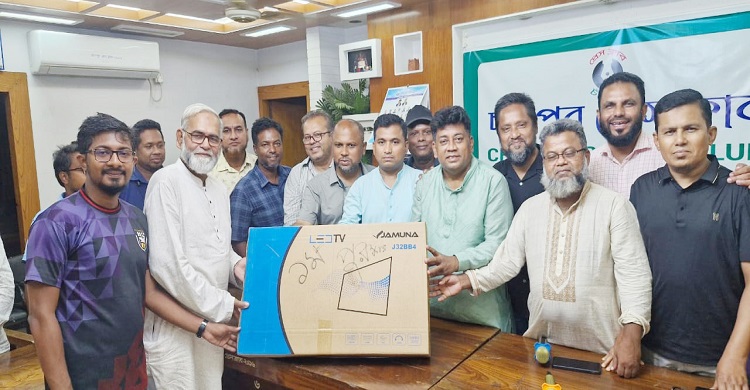 র্যাফেল ড্রতে প্রথম পুরস্কার বিজয়ী কাজী শাহাদাত