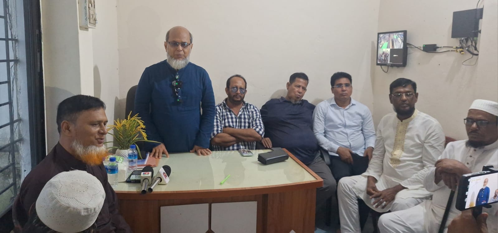 কচুয়ায় সাংবাদিকদের সাথে উপজেলা বিএনপির মতবিনিময়