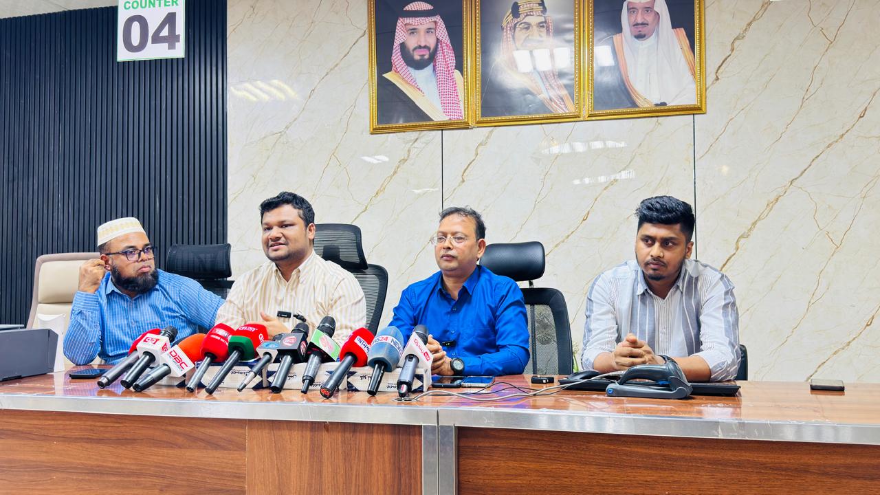 সৌদি আরবে প্রবাসী সেবা কেন্দ্র ইডিসি কার্যালয়ে গণমাধ্যমকর্মীদের সঙ্গে মতবিনিময়