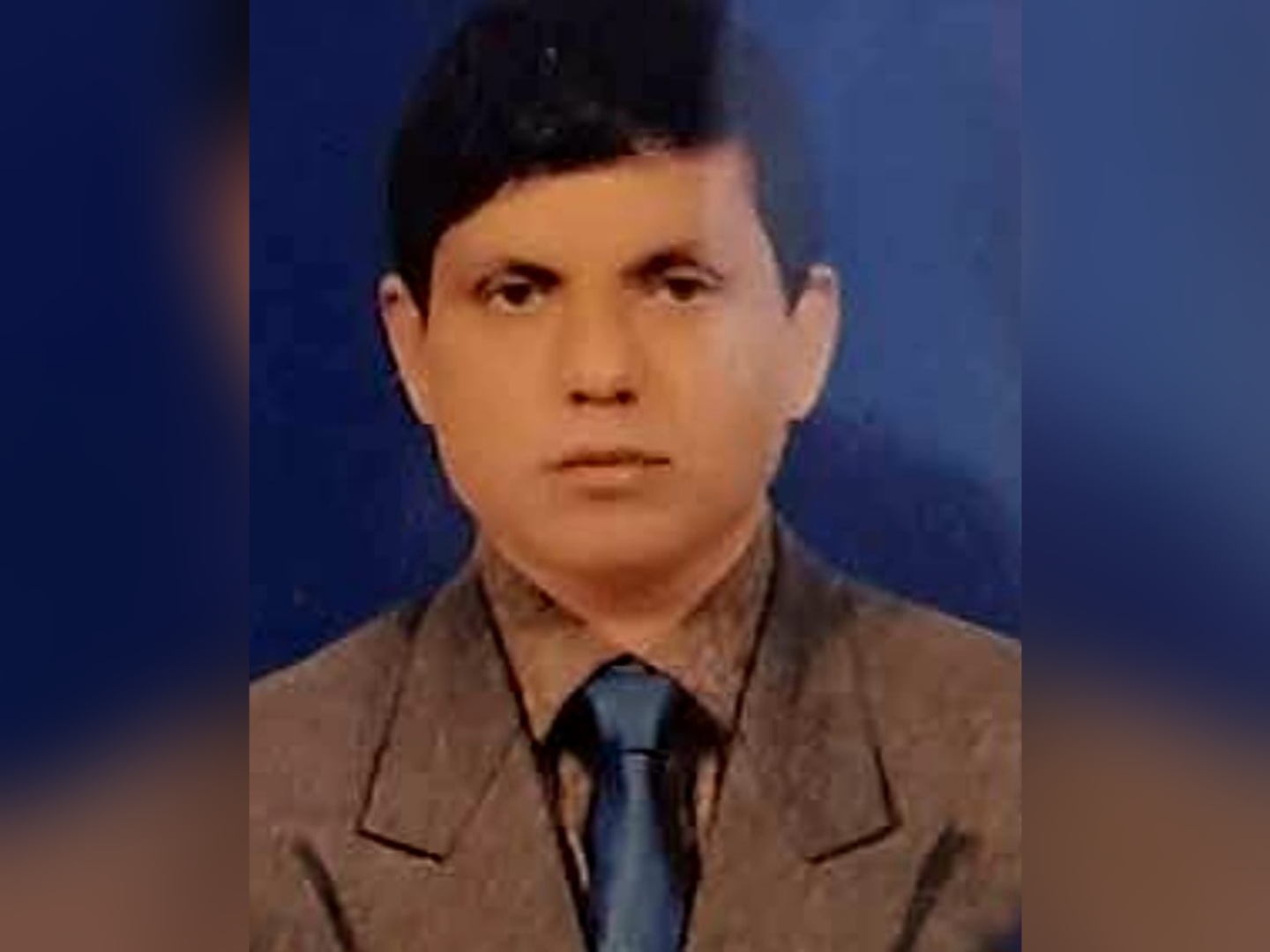 অবসরজনিত বিদায়ের দিনে প্রধান শিক্ষকের চিরবিদায়