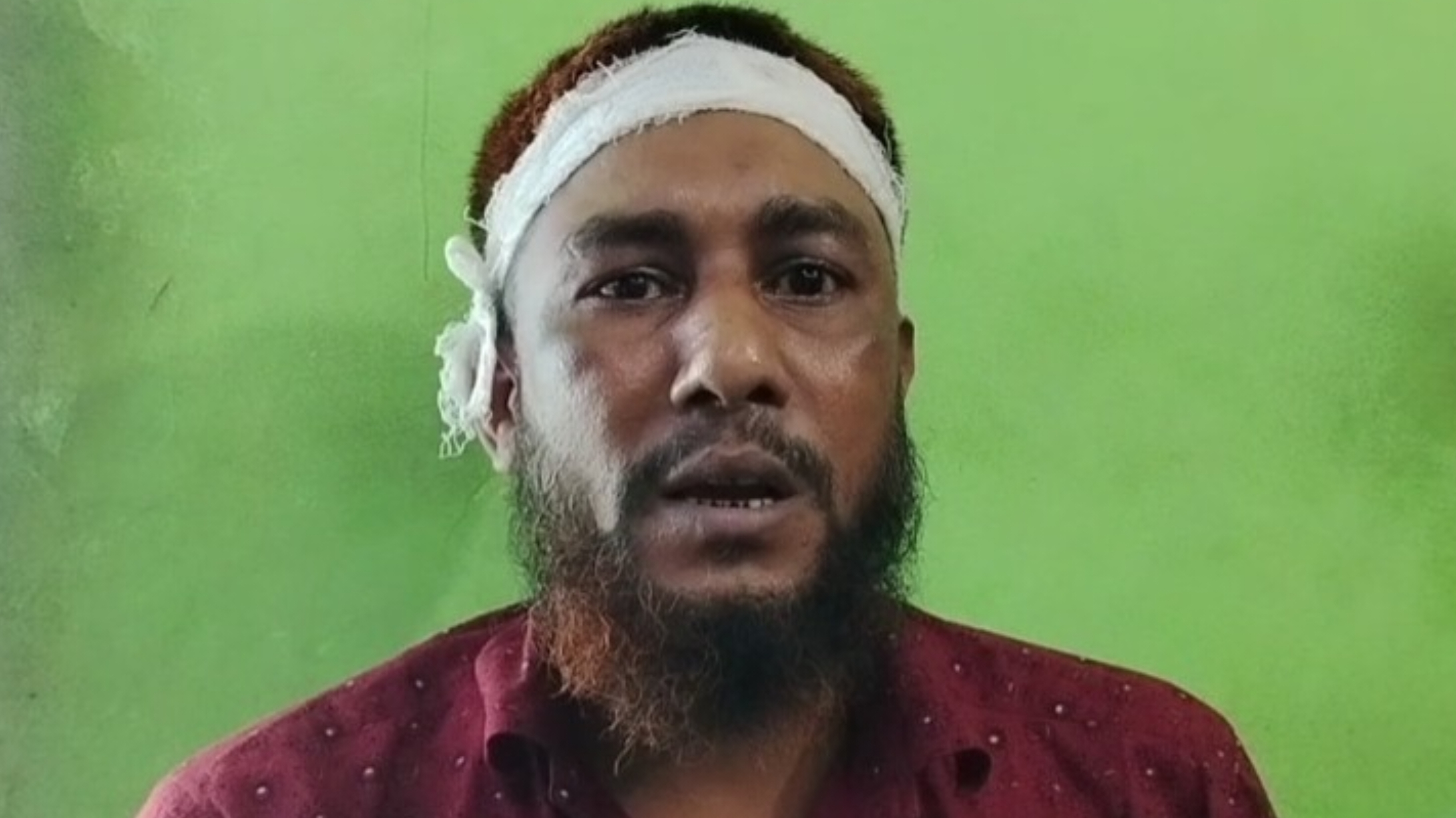 কচুয়ায় মাংস ব্যবসায়ীকে কুপিয়ে টাকা ছিনতাই ও চাঁদা দাবি, আদালতে ৫ জনের বিরুদ্ধে মামলা