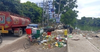 ক্ষোভে ফুঁসছে এলাকাবাসী, শিক্ষার্থী, ব্যবসায়ী ও মসজিদের মুসল্লিরা