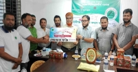 হাজীগঞ্জ সাংবাদিক কল্যাণ সমিতির ক্যারাম চ্যাম্পিয়নশীপের পুরস্কার বিতরণ