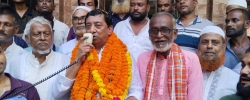 সেবক হিসেবে আপনাদের পাশে থাকতে চাই