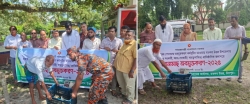 মতলব উত্তরে ৩৭৫ কেজি রুই মাছের পোনা অবমুক্তকরণ