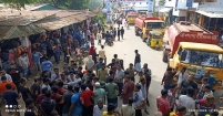 চাঁদপুর শহরে রংভিত্তিক সিএনজি-অটোবাইক চলাচল নিয়ে চালকদের বিক্ষোভ