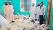 হতদরিদ্র পরিবারের মাঝে ইসলামী আন্দোলন নেতা শেখ মুহাম্মদ আবদুল্লাহর ইফতারসামগ্রী বিতরণ
