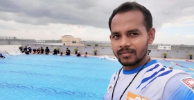 কৃতী সাঁতারু মো. আল-আমিন এখন ইংলিশ মিডিয়াম স্কুলের সাঁতার প্রশিক্ষক