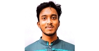 যে পত্রিকা সৃষ্টি করে লেখক