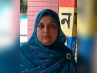 জুতা হাতে প্রধান শিক্ষকের দিকে তেড়ে যাওয়া শিক্ষিকাই পদোন্নতি পেয়ে হলেন ভারপ্রাপ্ত প্রধান শিক্ষক