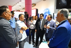ড্যাফোডিল কম্পিউটার্স প্যাভিলিয়ন পরিদর্শন করলেন প্রধানমন্ত্রী