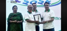 কে. এম. লোকমান হোসেন বর্ষসেরা উন্নয়ন ব্যবস্থাপক হিসেবে দ্বিতীয়