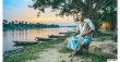 রঙের মোহ ও বিচ্ছেদের ছায়া