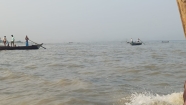 চোখ ফাঁকি দিয়ে নদীতে নামছেন জেলেরা
